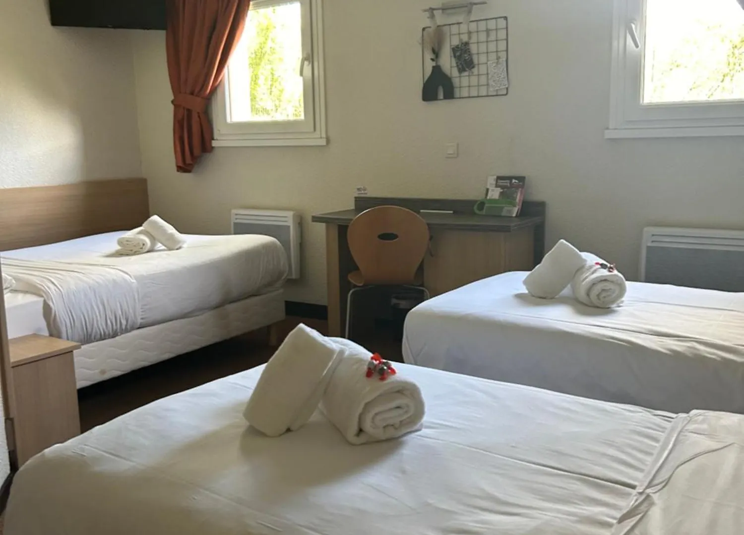 Beaujour & Bonsoir Hotel - Restaurant Villy-le-Pelloux